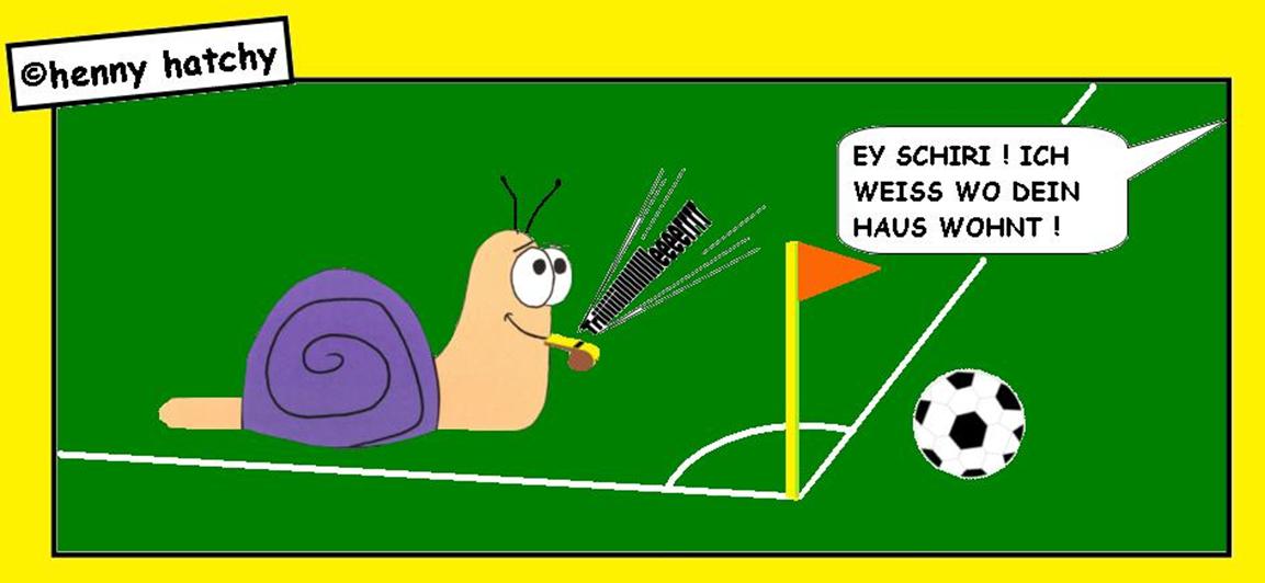 henny hatchy Fuball Weltmeisterschaft 2010 Sdafrika Henny hatchy Sniggel Wyrm Plumbee jimjams Kken Spinne Schnecke Hummel Regenwurm Wurm Comic Cartoon Schiri Wohnen Haus Trillerpfeife pfeifen Drohung drohen beleidigen Beleidigung rufen Stadion Fans Gegner Hooligans streit primitiv 